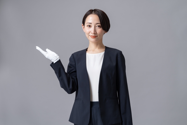 女性